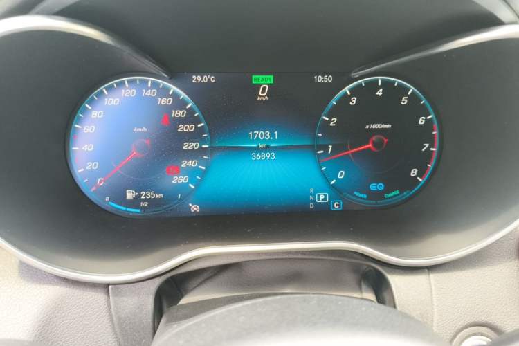 Used Mercedes-Benz C-Class 2019 Restyled C 260 L Sport Edition Odometer Close Up