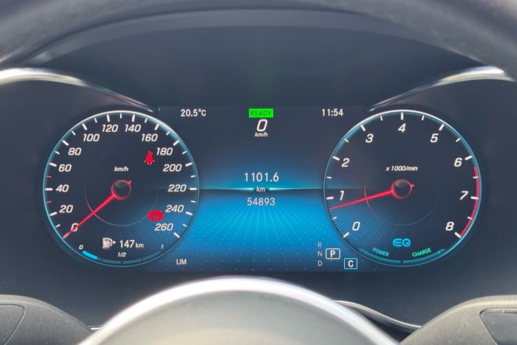 Used Mercedes-Benz C-Class 2019 Restyled C 260 L Sport Edition Odometer Close Up