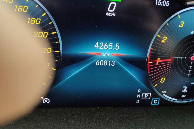 Used Mercedes-Benz C-Class 2019 Restyled C 260 L Sport Edition Odometer Close Up