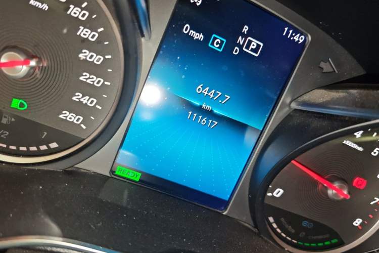 Used Mercedes-Benz C-Class 2019 C 260 Sport Edition Odometer Close Up