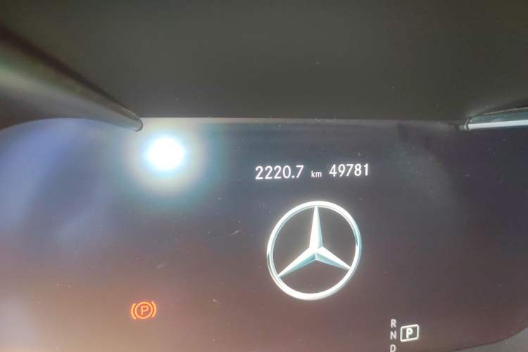 Used Mercedes-Benz C-Class 2019 C 260 Coupe Odometer Close Up