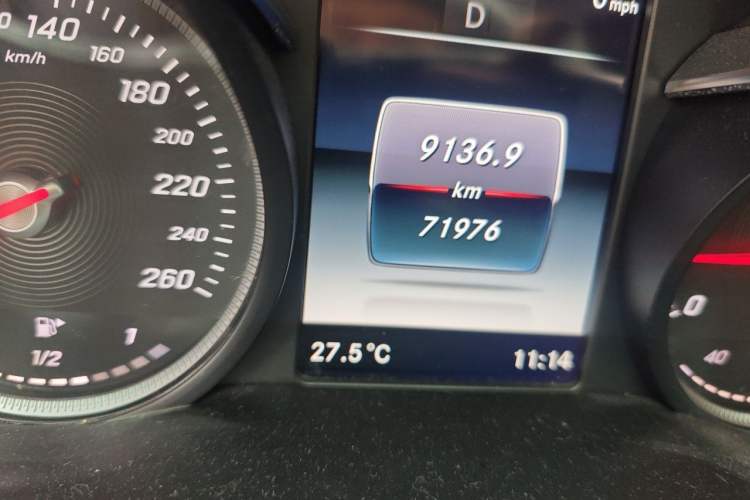 Used Mercedes-Benz C-Class 2019 C 180 L Dynamic Sports Edition Odometer Close Up