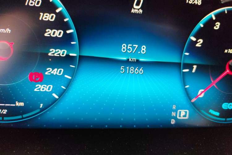 Used Mercedes-Benz C-Class 2019 C 260 L Sport Edition Odometer Close Up
