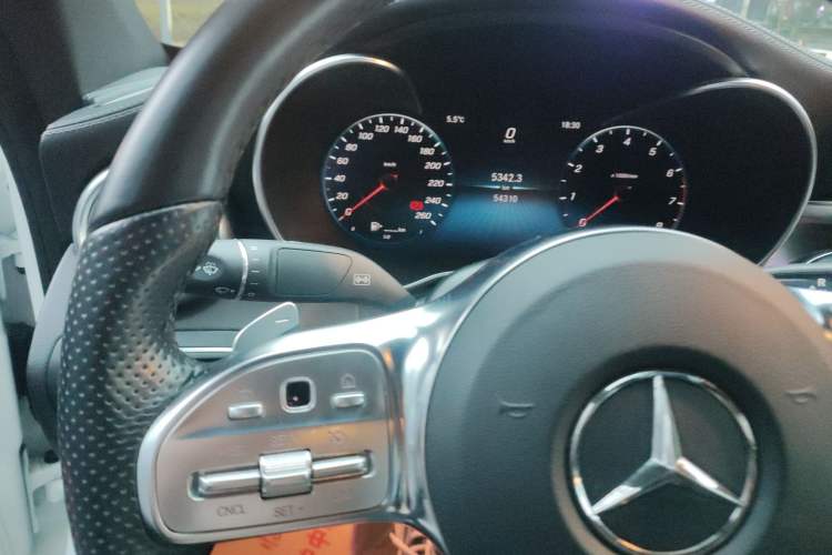 Used Mercedes-Benz C-Class 2019 C 260 4MATIC Coupe Odometer Close Up