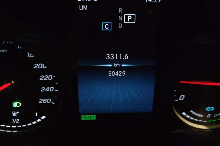 Used Mercedes-Benz C-Class 2019 C 260 Sport Edition Odometer Close Up