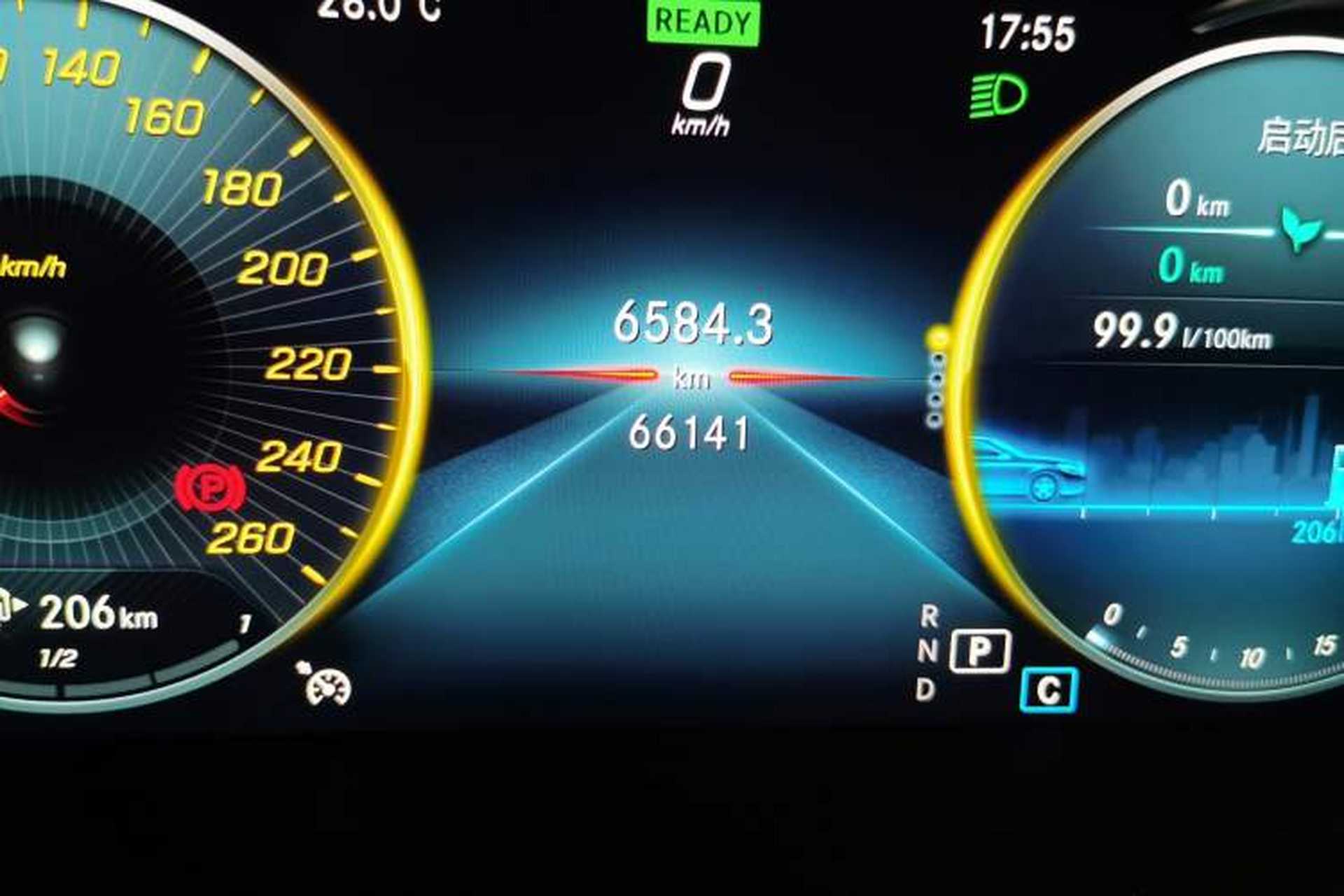 Used Mercedes-Benz C-Class 2019 Restyled C 260 L Sport Edition Odometer Close Up