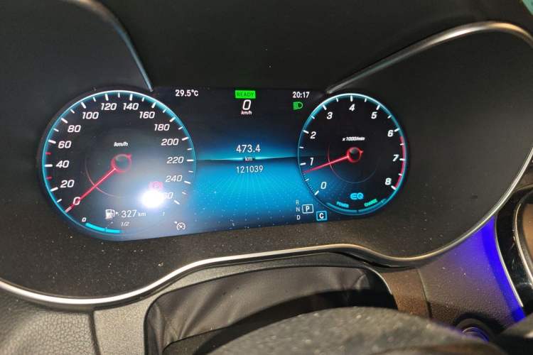 Used Mercedes-Benz C-Class 2019 C 260 Estate Odometer Close Up