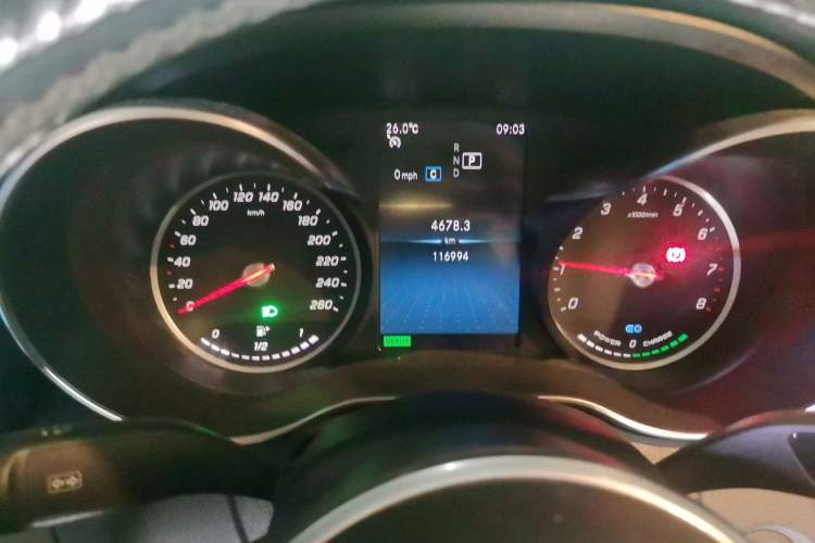 Used Mercedes-Benz C-Class 2019 C 260 L Sport Edition Odometer Close Up