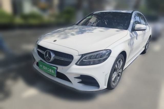 Ojetý Mercedes-Benz C-Class 2019 C 180 L Fashion Edition Sport Version