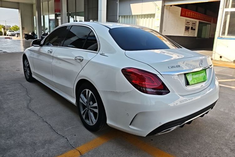 Used Mercedes-Benz C-Class 2019 C 180 L Fashion Edition Sport Version Rear Left 45 Deg