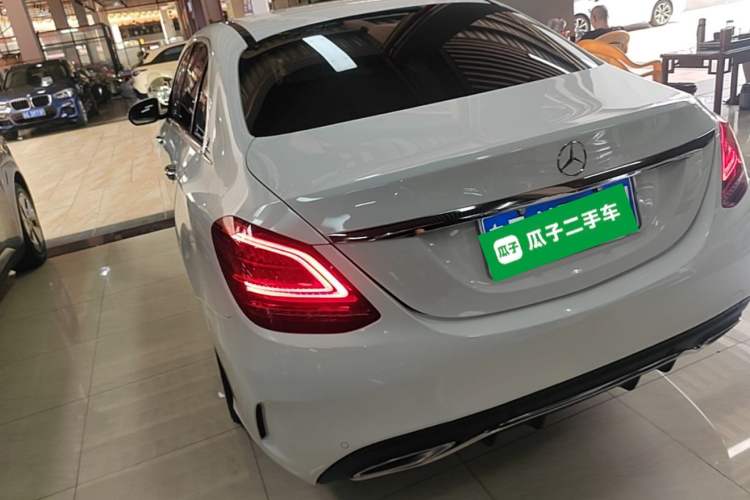 Used Mercedes-Benz C-Class 2019 C 180 L Fashion Edition Sport Version Rear Left 45 Deg