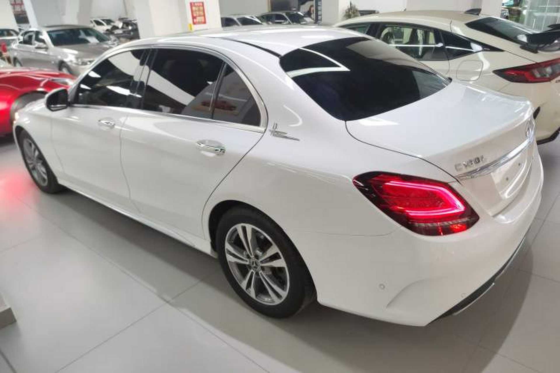 Used Mercedes-Benz C-Class 2019 C 180 L Fashion Edition Sport Version Rear Left 45 Deg