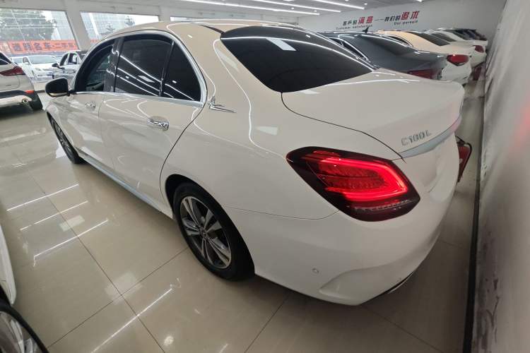 Used Mercedes-Benz C-Class 2019 C 180 L Fashion Edition Sport Version Rear Left 45 Deg