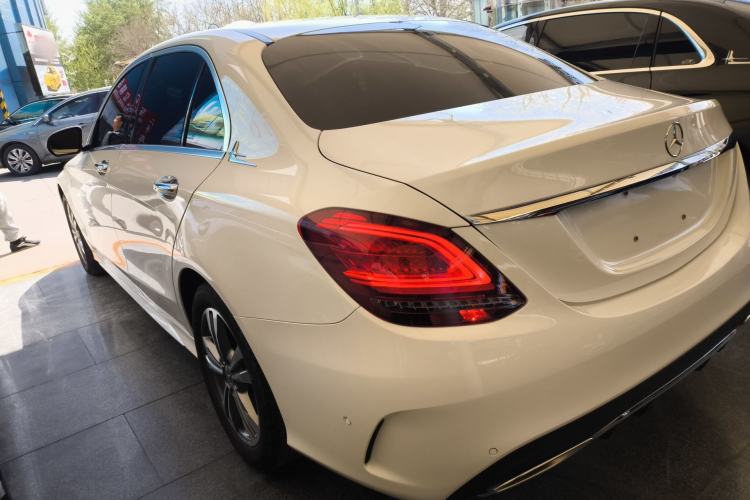 Used Mercedes-Benz C-Class 2019 C 180 L Fashion Edition Sport Version Rear Left 45 Deg