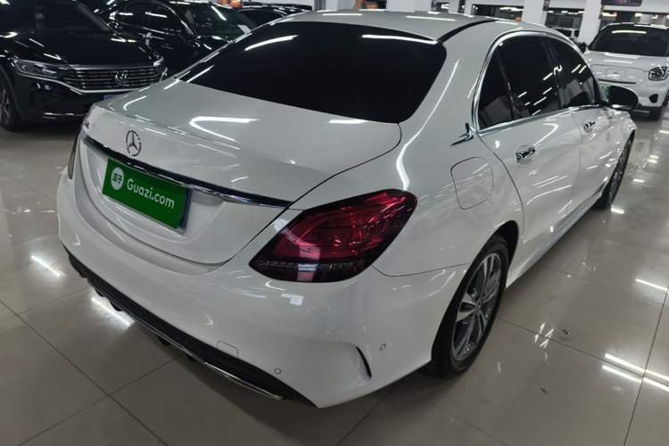 Used Mercedes-Benz C-Class 2019 C 180 L Fashion Edition Sport Version Rear Right 45 Deg
