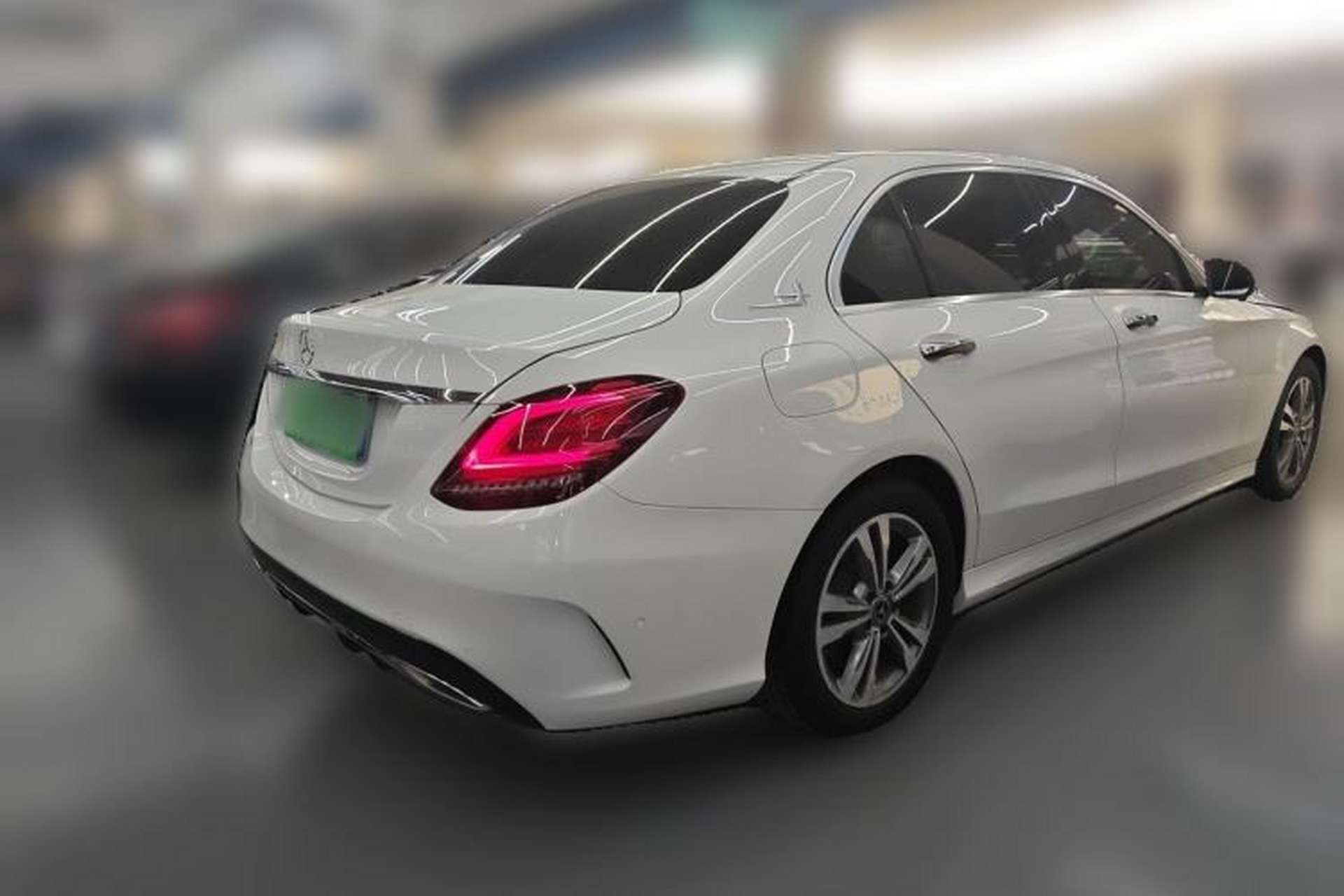 Used Mercedes-Benz C-Class 2019 C 180 L Fashion Edition Sport Version Rear Right 45 Deg