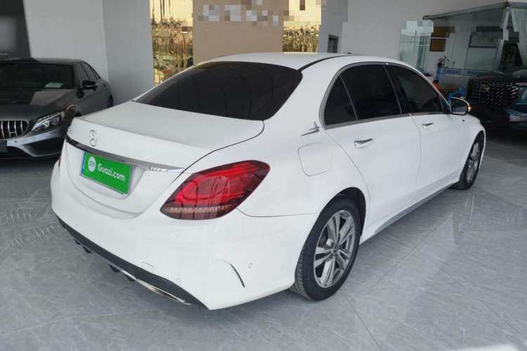 Used Mercedes-Benz C-Class 2019 C 180 L Fashion Edition Sport Version Rear Right 45 Deg