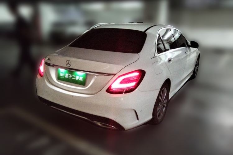 Used Mercedes-Benz C-Class 2019 C 180 L Fashion Edition Sport Version Rear Right 45 Deg
