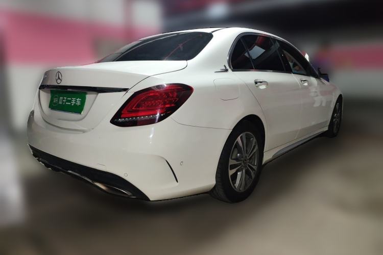 Used Mercedes-Benz C-Class 2019 C 180 L Fashion Edition Sport Version Rear Right 45 Deg