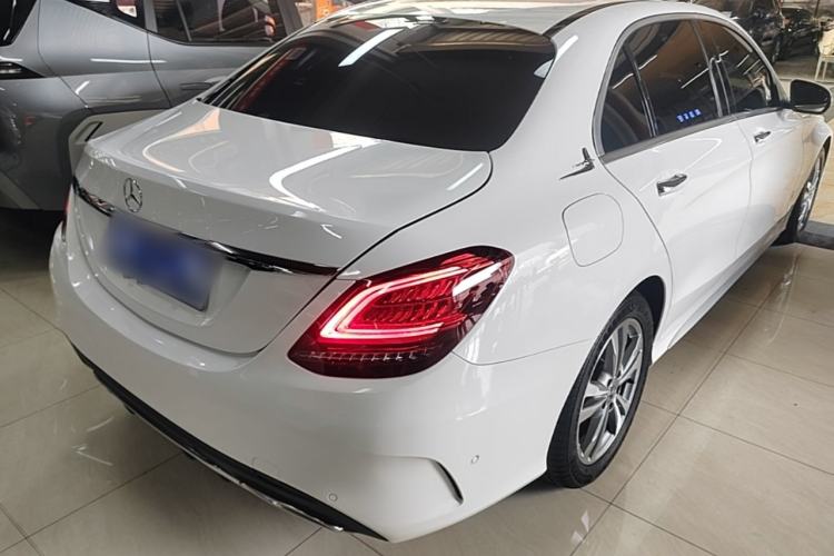 Used Mercedes-Benz C-Class 2019 C 180 L Fashion Edition Sport Version Rear Right 45 Deg