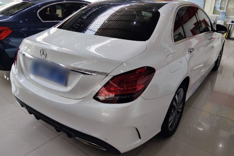 Used Mercedes-Benz C-Class 2019 C 180 L Fashion Edition Sport Version Rear Right 45 Deg