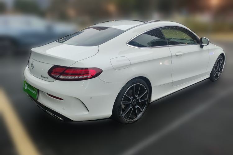 Used Mercedes-Benz C-Class 2019 C 260 4MATIC Coupe Rear Right 45 Deg