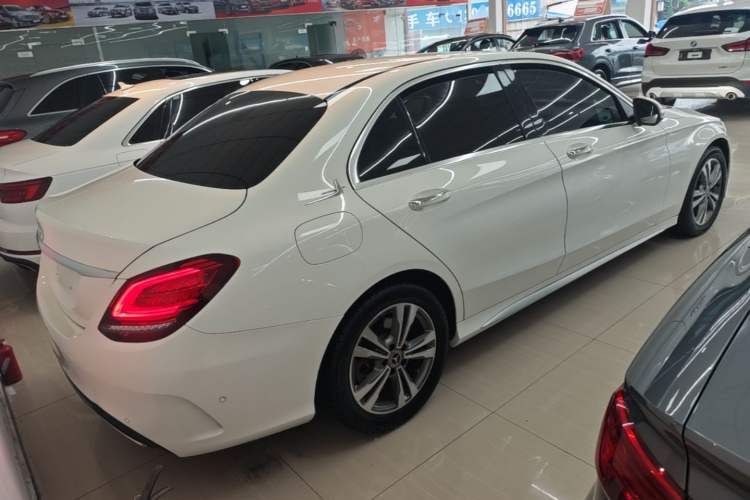 Used Mercedes-Benz C-Class 2019 C 180 L Fashion Edition Sport Version Rear Right 45 Deg