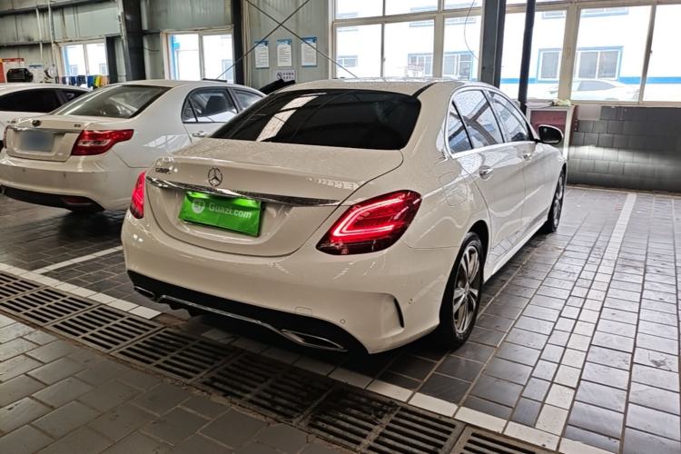 Used Mercedes-Benz C-Class 2019 C 180 L Fashion Edition Sport Version Rear Right 45 Deg