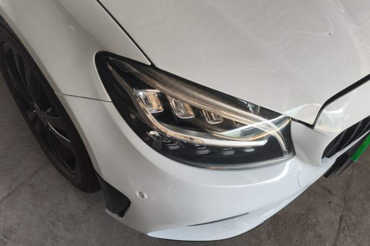 Used Mercedes-Benz C-Class 2019 C 260 Sport Edition Right Front Headlight
