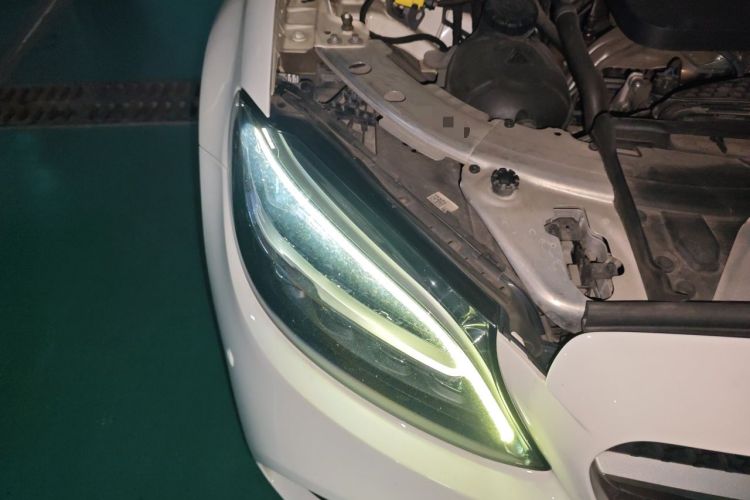 Used Mercedes-Benz C-Class 2019 C 260 L 4MATIC Right Front Headlight