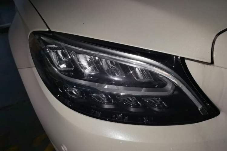 Used Mercedes-Benz C-Class 2019 Restyled C 260 L Sport Edition Right Front Headlight