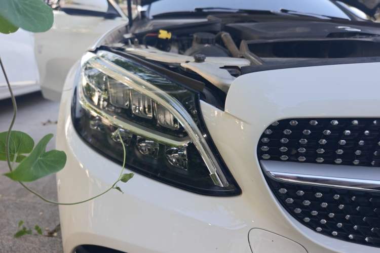 Used Mercedes-Benz C-Class 2019 C 260 L Sport Edition Right Front Headlight