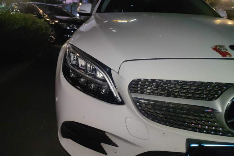 Used Mercedes-Benz C-Class 2019 C 180 L Fashion Edition Sport Version Right Front Headlight
