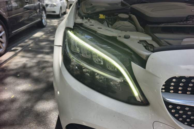 Used Mercedes-Benz C-Class 2019 Restyled C 260 L Sport Edition Right Front Headlight