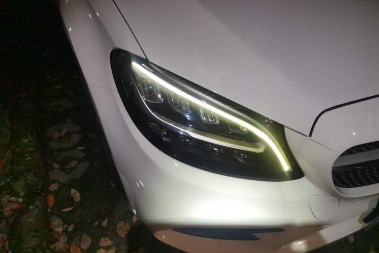 Used Mercedes-Benz C-Class 2019 Restyled C 260 L Sport Edition Right Front Headlight