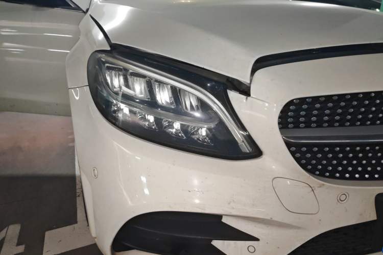 Used Mercedes-Benz C-Class 2019 C 180 L Fashion Edition Sport Version Right Front Headlight