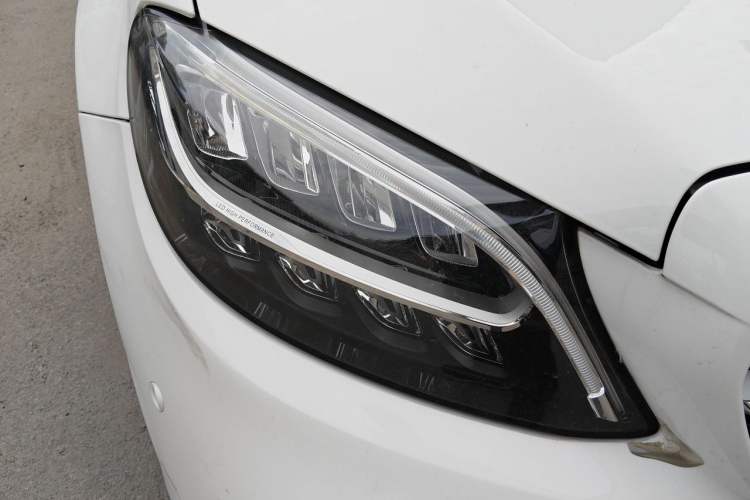 Used Mercedes-Benz C-Class 2019 Restyled C 260 L Sport Edition Right Front Headlight