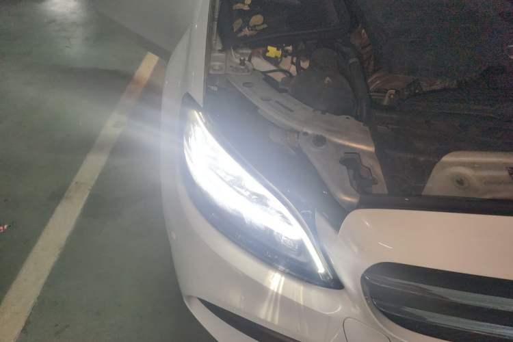 Used Mercedes-Benz C-Class 2019 C 260 Sport Edition Right Front Headlight