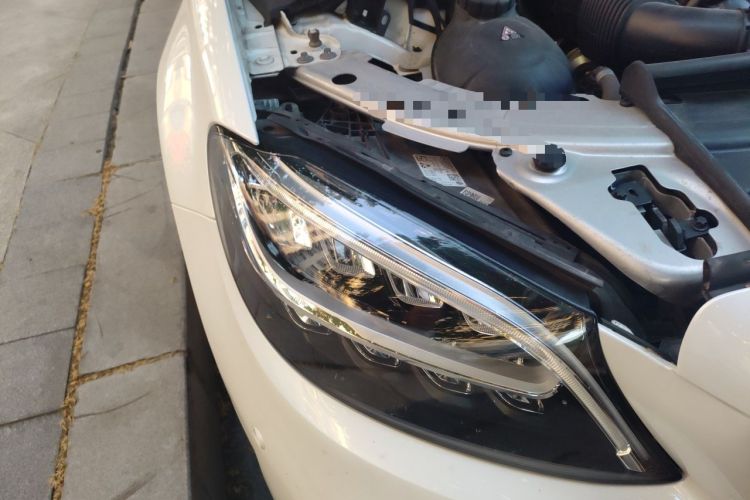 Used Mercedes-Benz C-Class 2019 C 180 L Fashion Edition Sport Version Right Front Headlight
