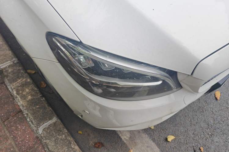 Used Mercedes-Benz C-Class 2019 Restyled C 260 L Sport Edition Right Front Headlight