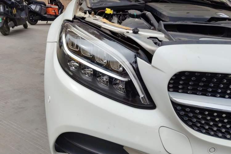 Used Mercedes-Benz C-Class 2019 Restyled C 260 L Sport Edition Right Front Headlight