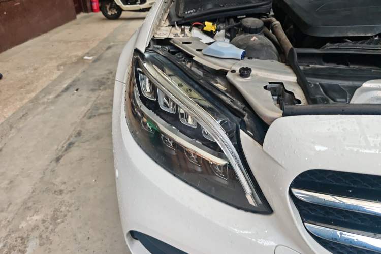 Used Mercedes-Benz C-Class 2019 C 260 Sport Edition Right Front Headlight
