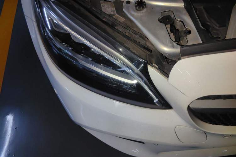 Used Mercedes-Benz C-Class 2019 Restyled C 260 L Sport Edition Right Front Headlight