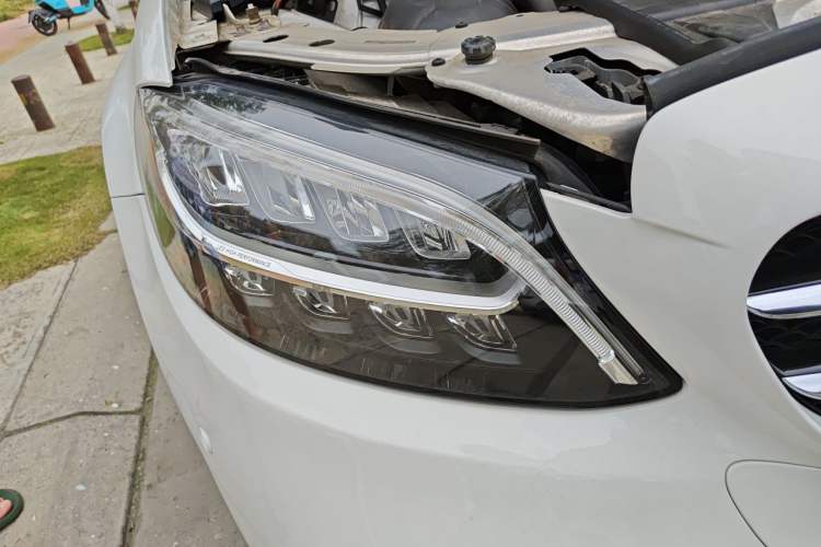 Used Mercedes-Benz C-Class 2019 C 260 Sport Edition Right Front Headlight