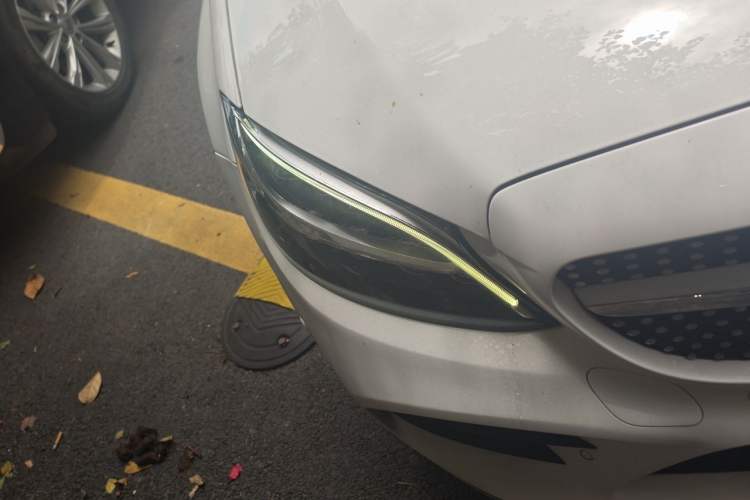 Used Mercedes-Benz C-Class 2019 Restyled C 260 L Sport Edition Right Front Headlight