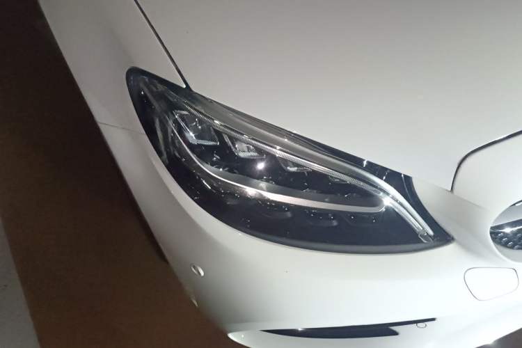 Used Mercedes-Benz C-Class 2019 Restyled C 260 L Sport Edition Right Front Headlight