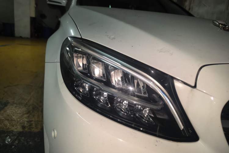 Used Mercedes-Benz C-Class 2019 C 260 Coupe Right Front Headlight