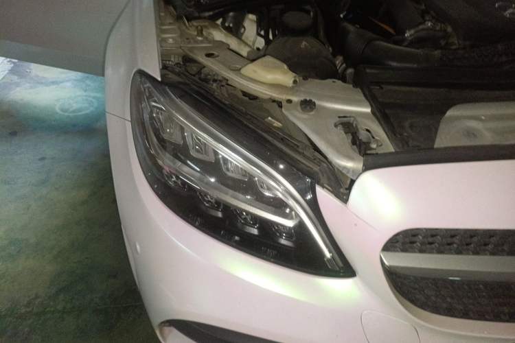 Used Mercedes-Benz C-Class 2019 C 180 L Fashion Edition Sport Version Right Front Headlight