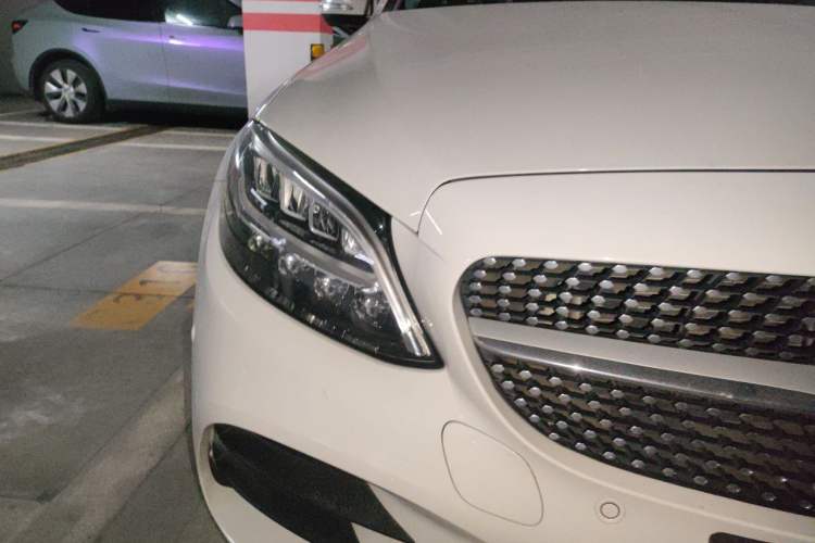 Used Mercedes-Benz C-Class 2019 Restyled C 260 L Sport Edition Right Front Headlight