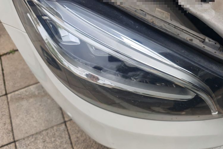 Used Mercedes-Benz C-Class 2019 Restyled C 260 L Sport Edition Right Front Headlight